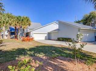 56 Lariat Cir, Boca Raton, FL 33487