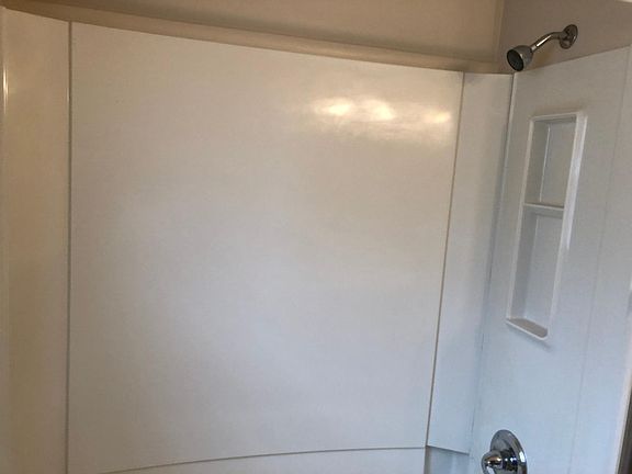 4th image of 180 Stadium Dr APT 1