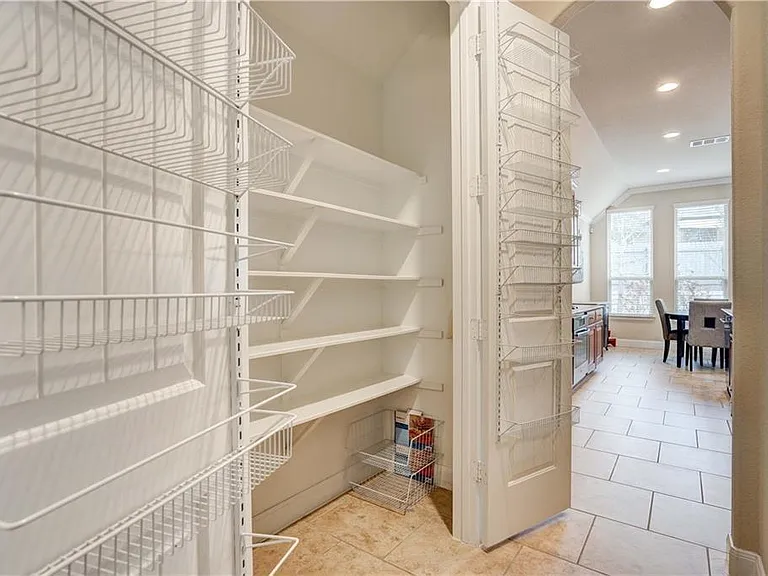 12407 Altamira St — Photo 19
