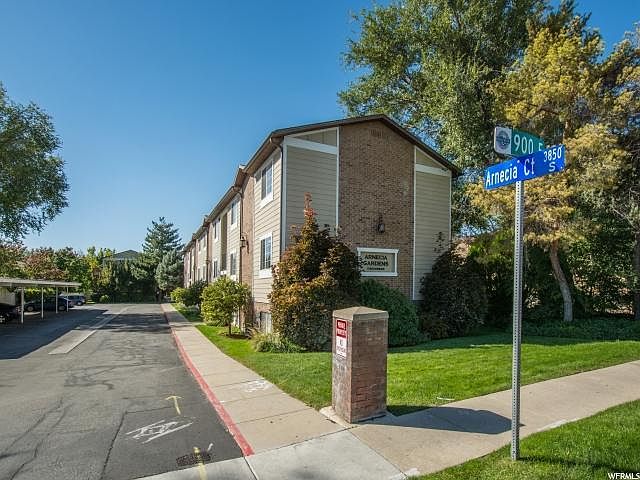 1st image of 893 E Arnecia Ct