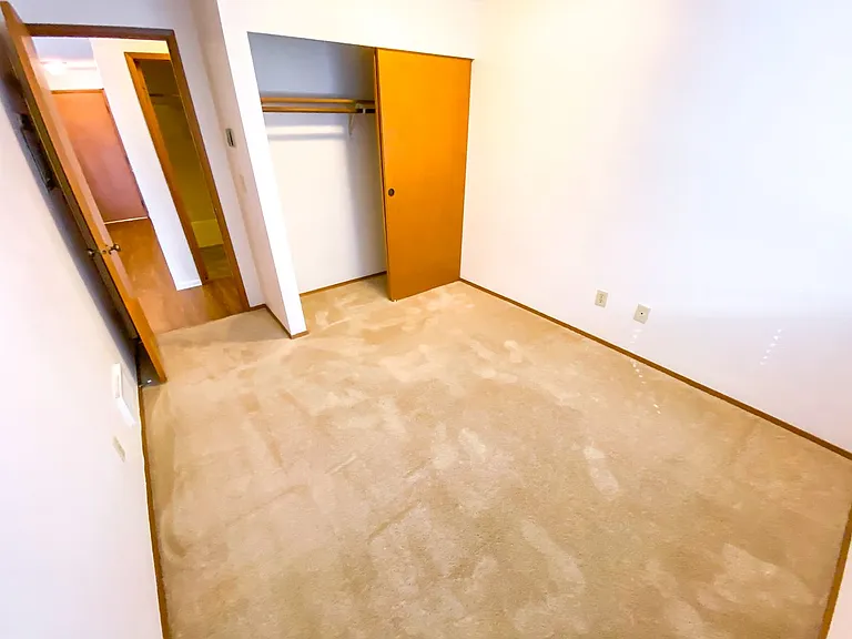 Twin Cedars Apartments — Photo 12