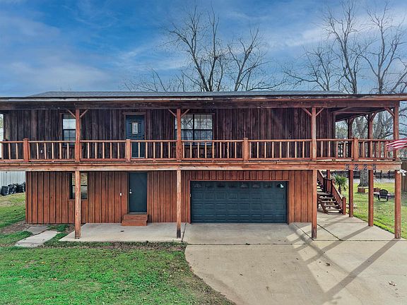 2nd image of 3223 Canal Dr