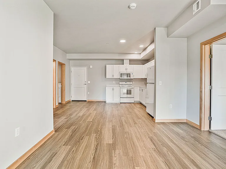 Shadow Creek Apartments — Photo 35
