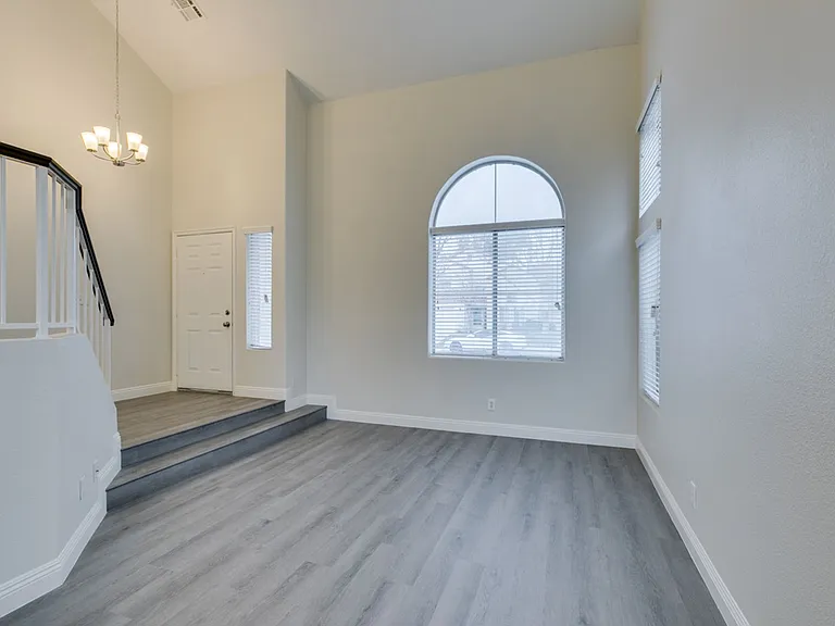 1738 Toltec Cir — Photo 10
