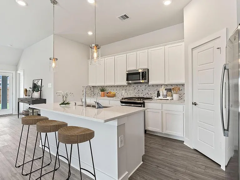 9903 Silverling Ct — Photo 8