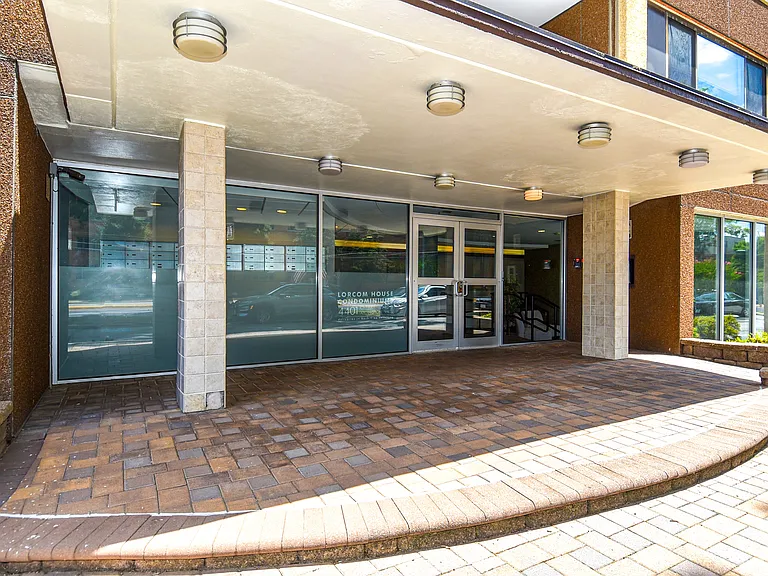 4401 Lee Hwy — Photo 7