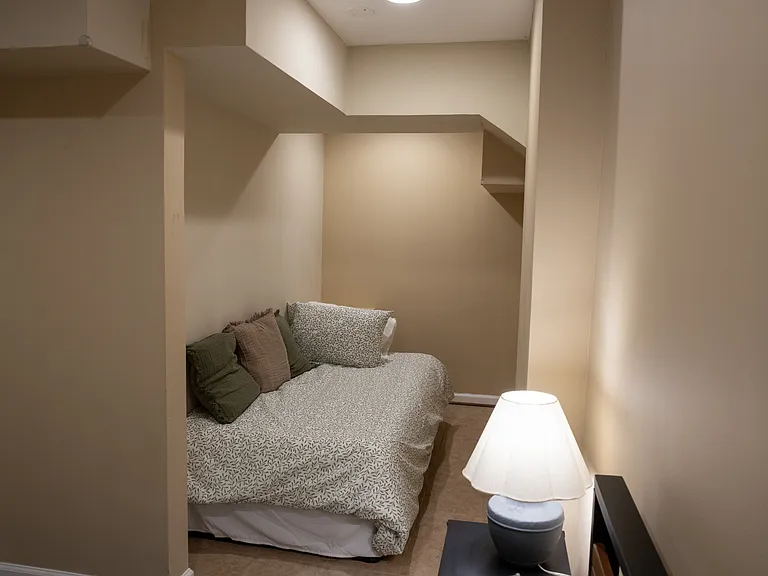 13407 Norden Dr — Photo 15
