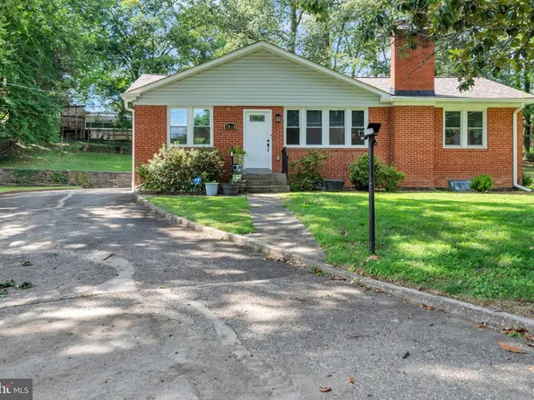4804 Henderson Rd, Temple Hills, MD 20748
