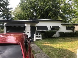 18053 Blandford Rd, Cleveland, OH 44121