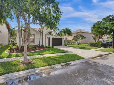1984 NW 170th Ave, Pembroke Pines, FL, 33028