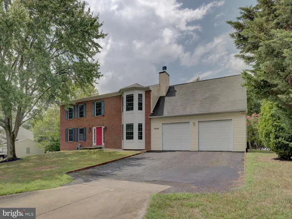 19844 Chesley Knoll Dr, Gaithersburg, MD 20879