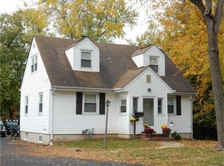 449 Lake Ave, Colonia, NJ 07067