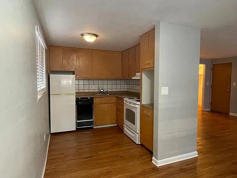 2155 S Josephine St — Photo 16