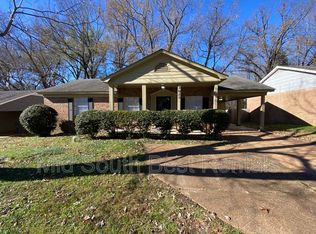 4029 Haliburton St, Memphis, TN 38128