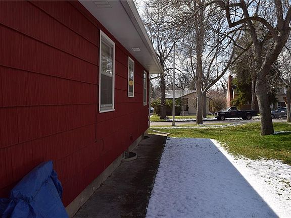 3rd image of 815 Clark Ave