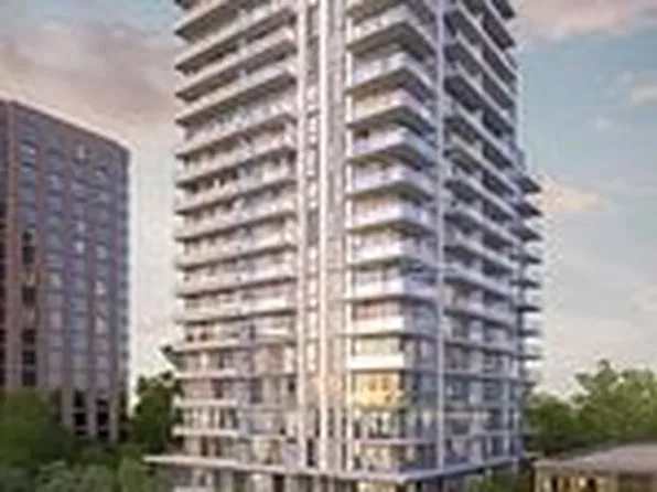 30 Roehampton Ave Penthouse 8, Toronto, ON M4P 0B9