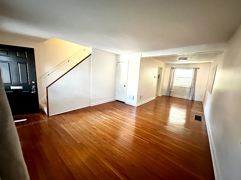 57 Prospect St — Photo 3