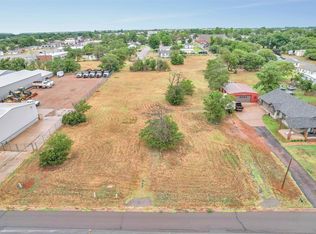 529 E 3rd St #5-7, Elk City, OK 73644