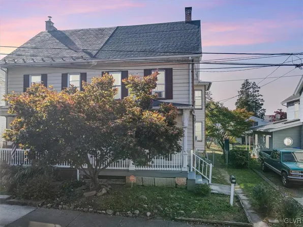 330 1st St, Slatington, PA 18080