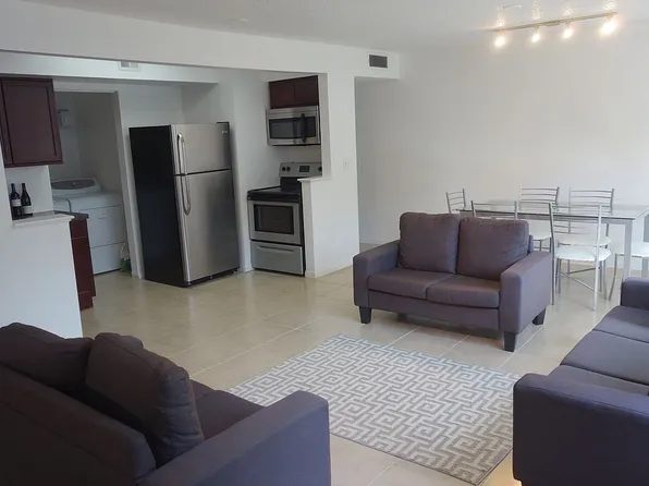 2601 SW Archer Rd APT 242, Gainesville, FL 32608