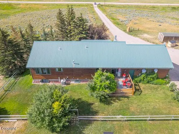 8289 Force Rd, Gillette, WY 82718