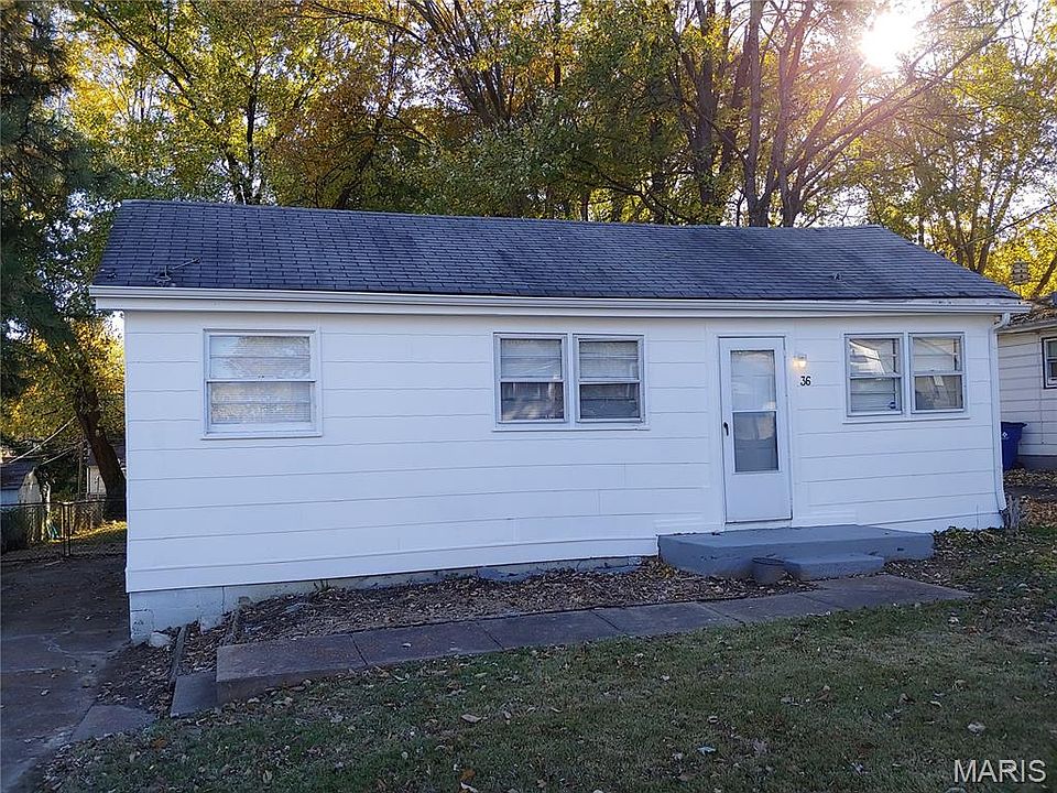 1st image of 36 Connolly Dr