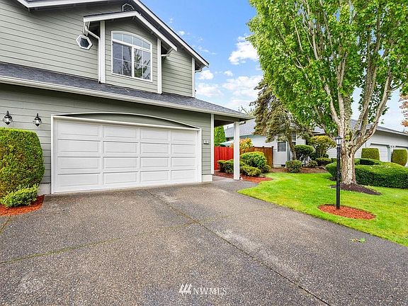 3rd image of 11014 37th Avenue Ct E