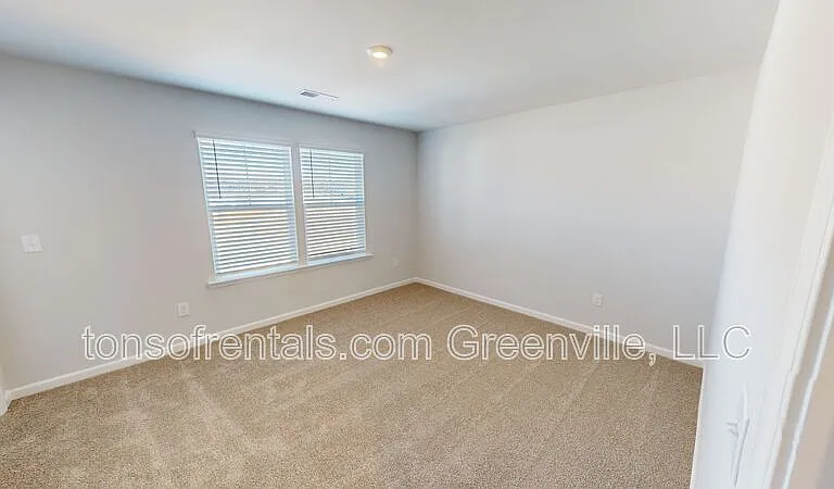 1109 Maridian St — Photo 10