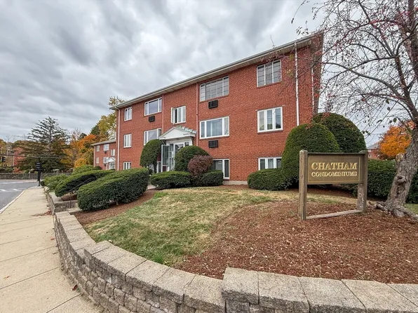 194 Lexington St APT 9, Watertown, MA 02472