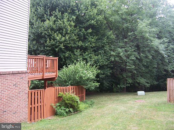 2nd image of 7236 Cherwell Ln