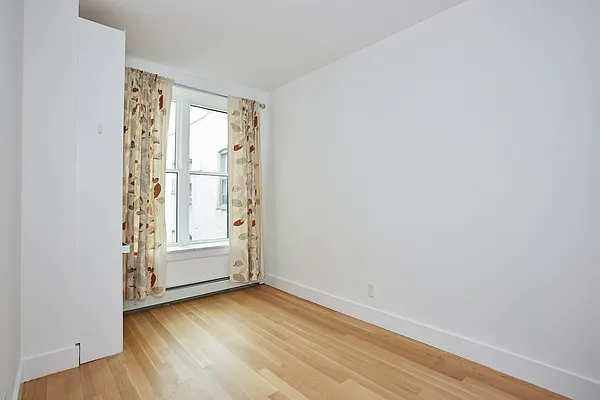 Sold by Canvas Real Estate | media 4