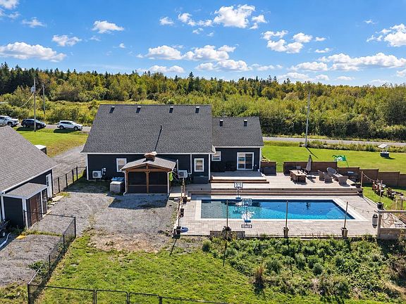 5th image of 127 Lake Rd