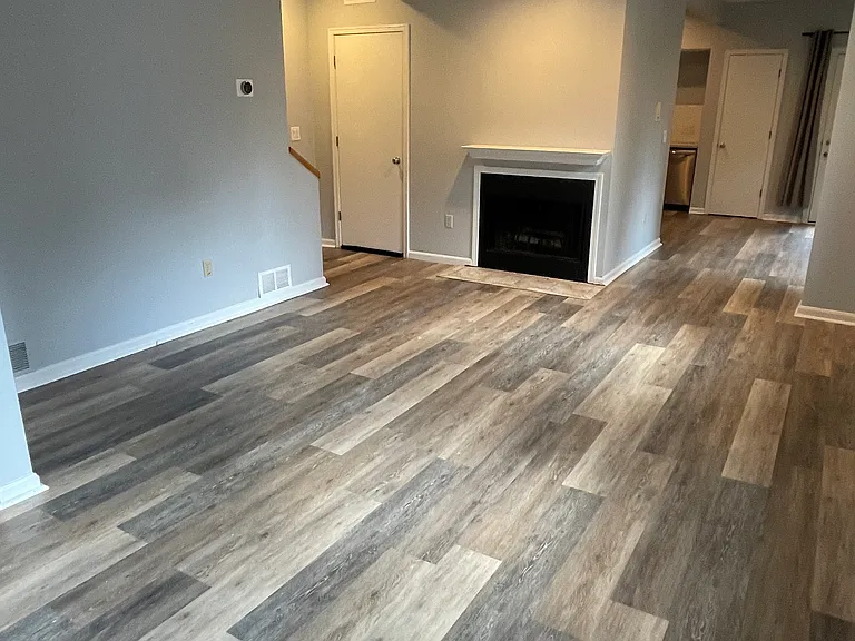127 W 9th St #2 — Photo 1