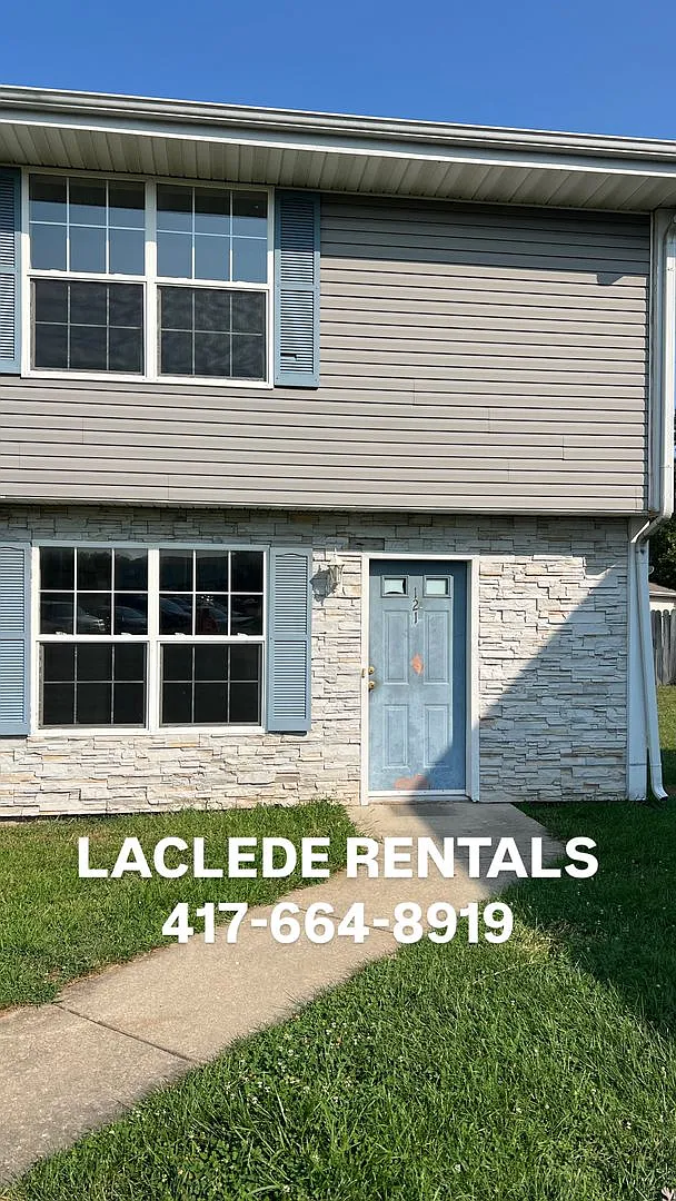3 Bedroom 2.5 Bathroom Townhouse For Rent — Photo 1