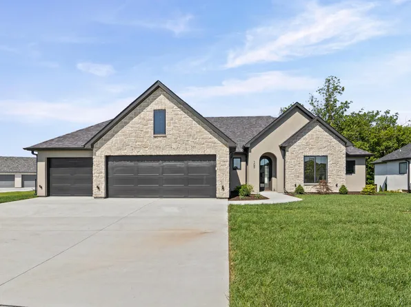 105 Cruden Bay Dr, Columbia, MO 65201