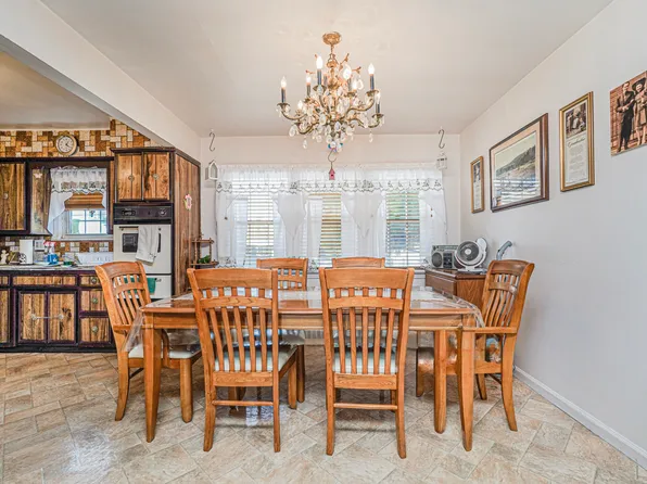 2421 West 1st Street image 9 of 30