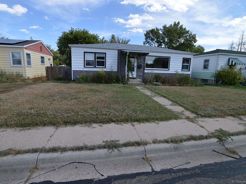 1st image of 3611 Bradley Ave