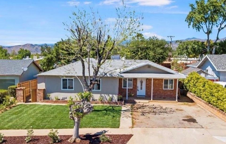 1st image of 35036 San Carlos St