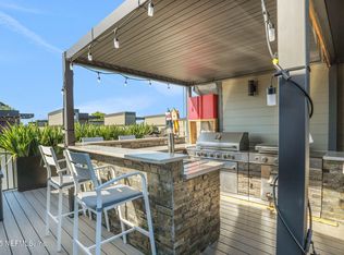 1622 Bridgeton Dr, Jacksonville, FL 32207