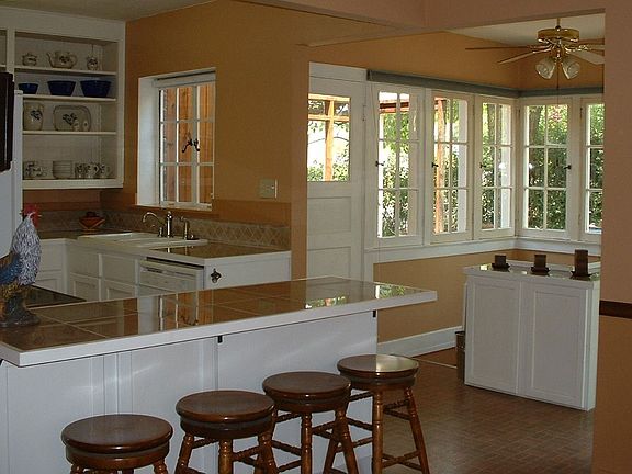 kitchen/family room