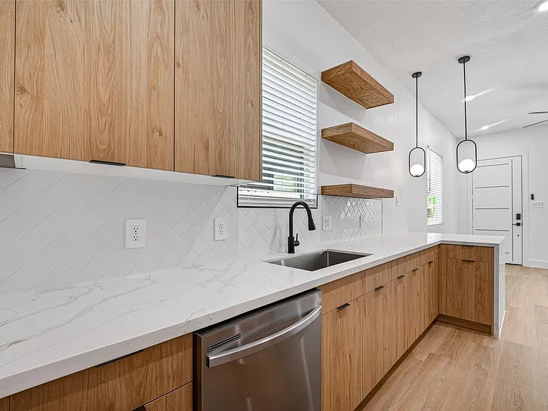 7840 Nashville St #B — Photo 33