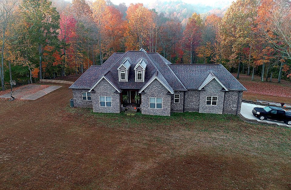 2nd image of 4003 Highway 52 W