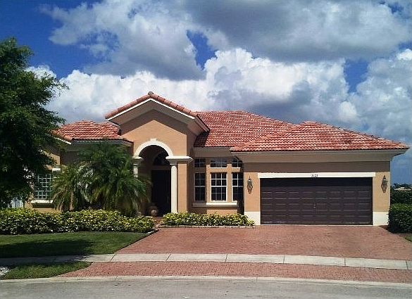 1st image of 3721 SW 195th Ave