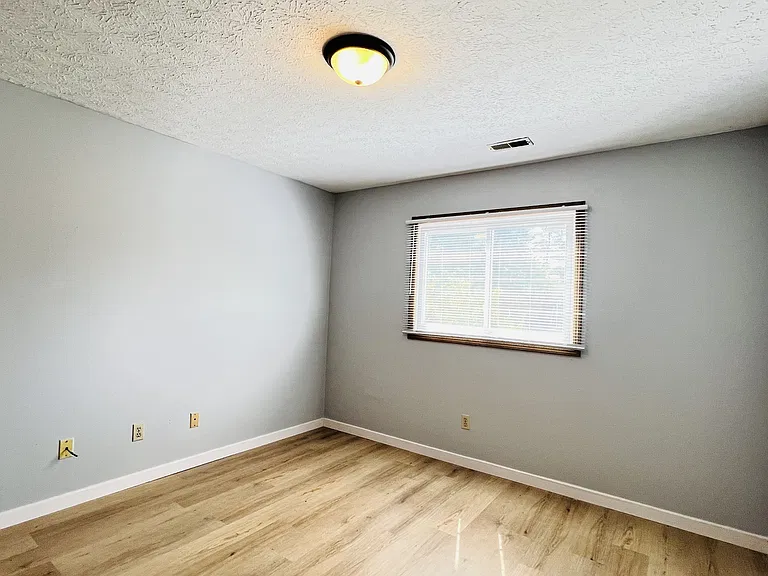 431 S Village Ct #1 — Photo 23