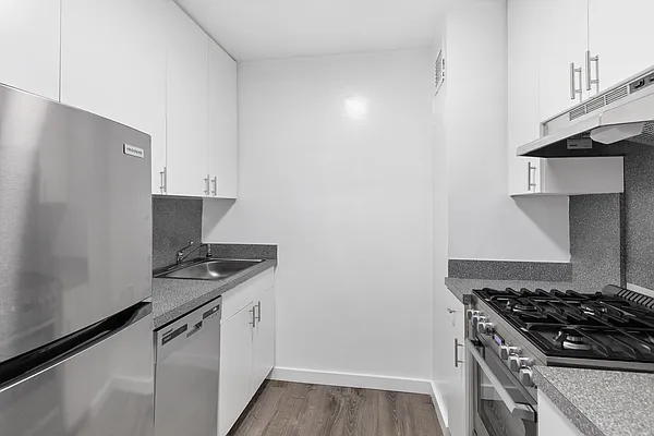 Rented by GoodRock Realty | media 21