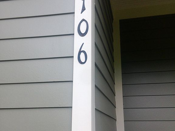 5th image of 106 Helen St