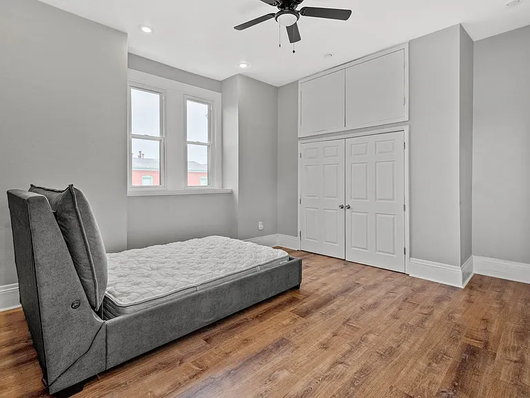 1137 Sheffield St — Photo 10