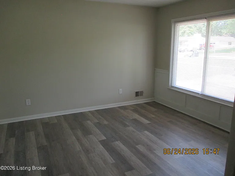 5404 Windy Willow Dr — Photo 6