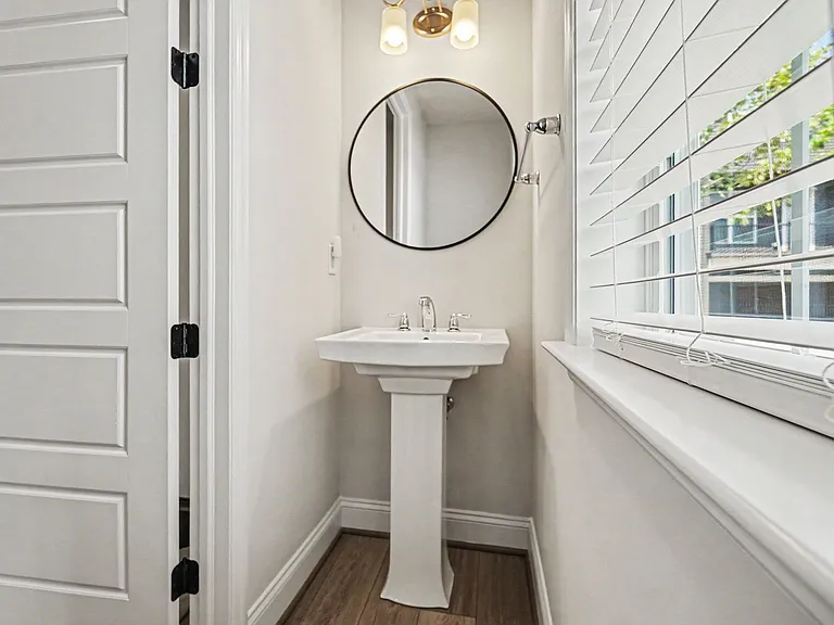 1318 Revival Dr — Photo 5