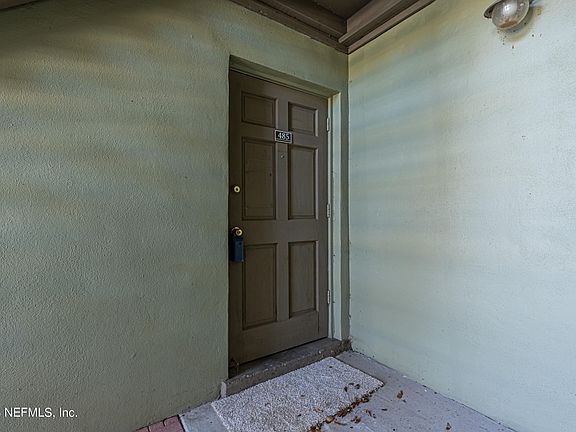 4th image of 1800 PARK Avenue #485